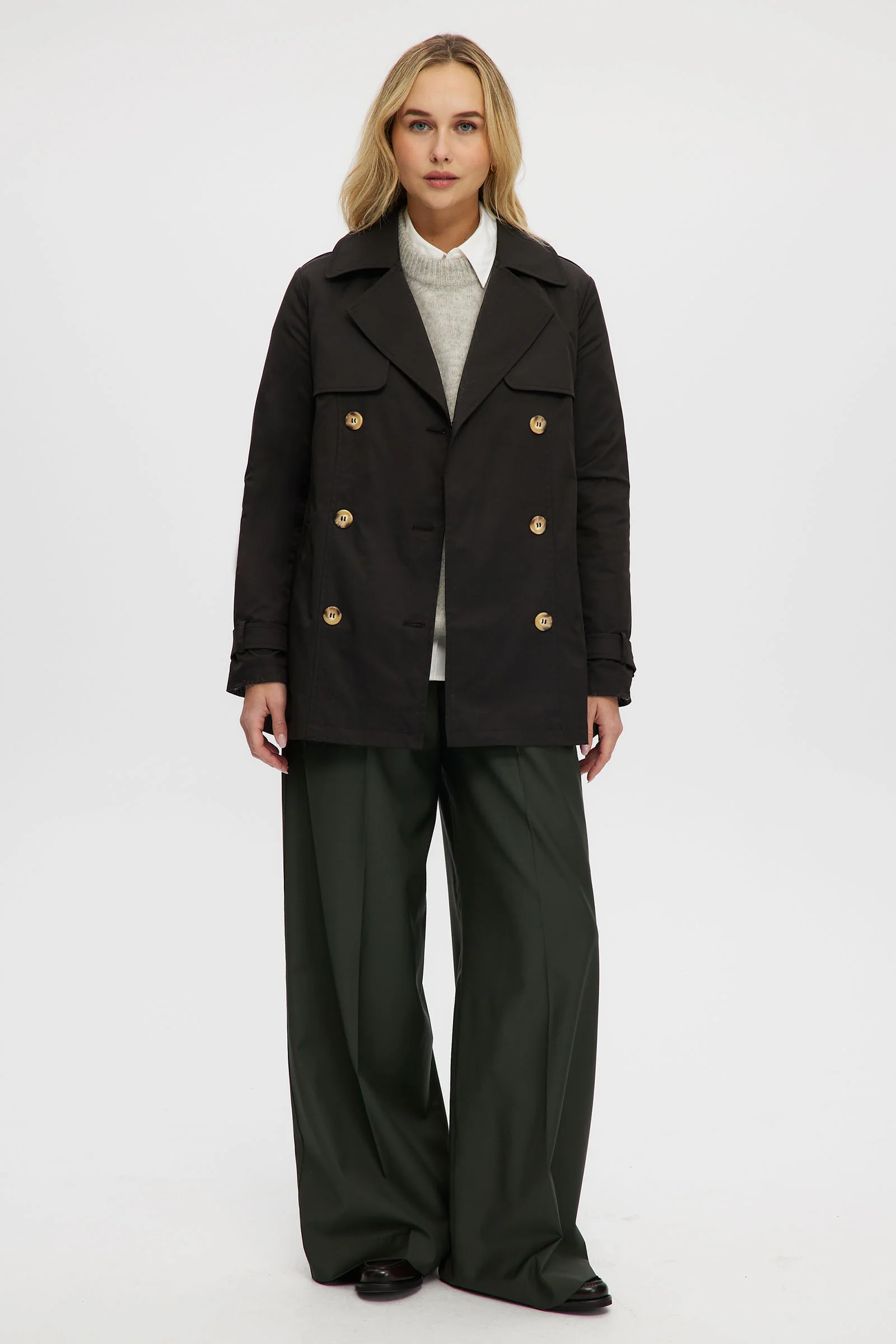 Amira - Image 6