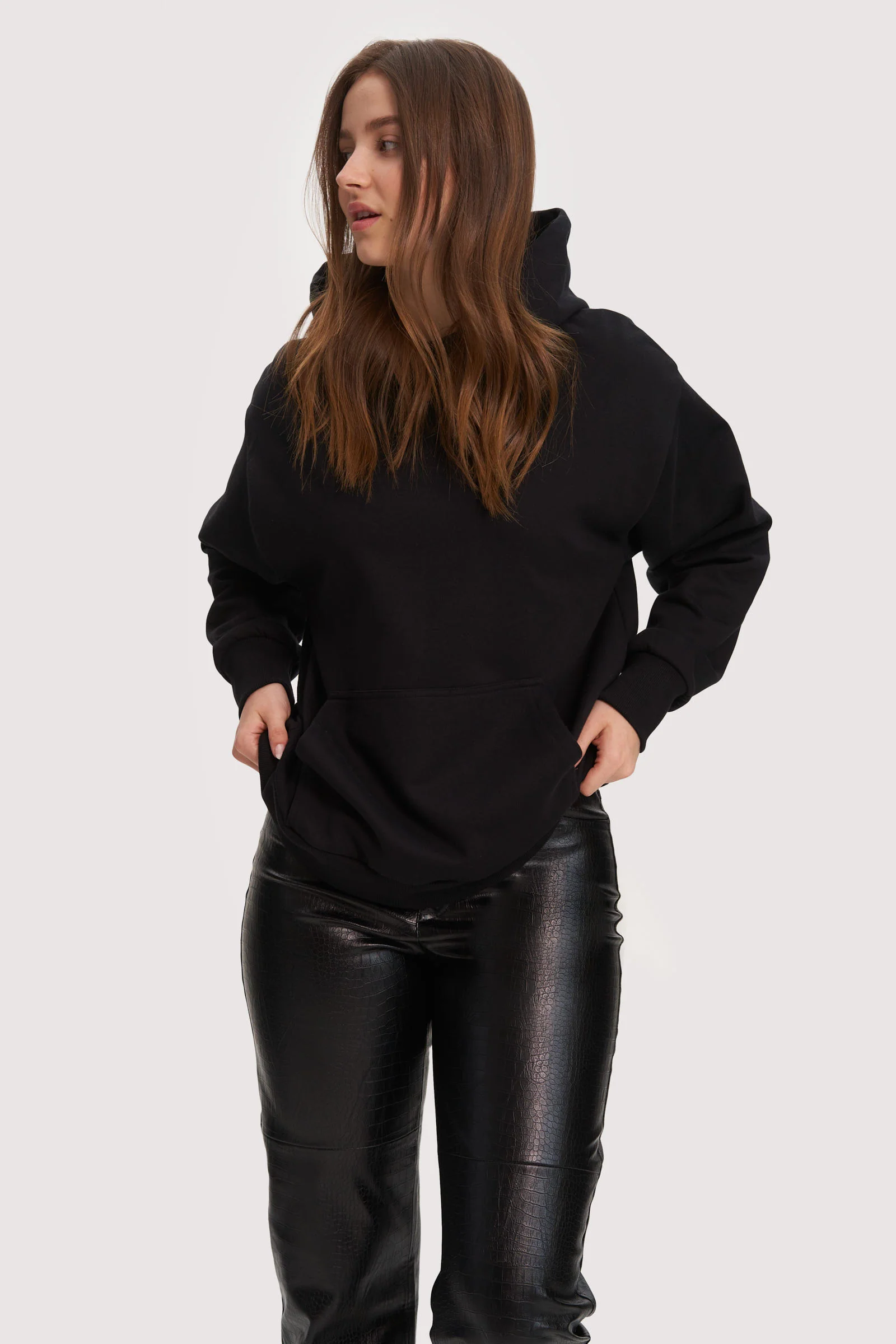 Reign - Image 8