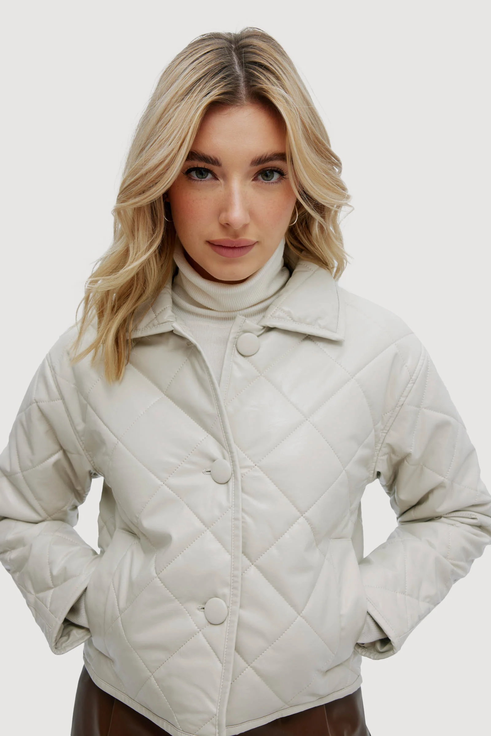 Alana - Image 4