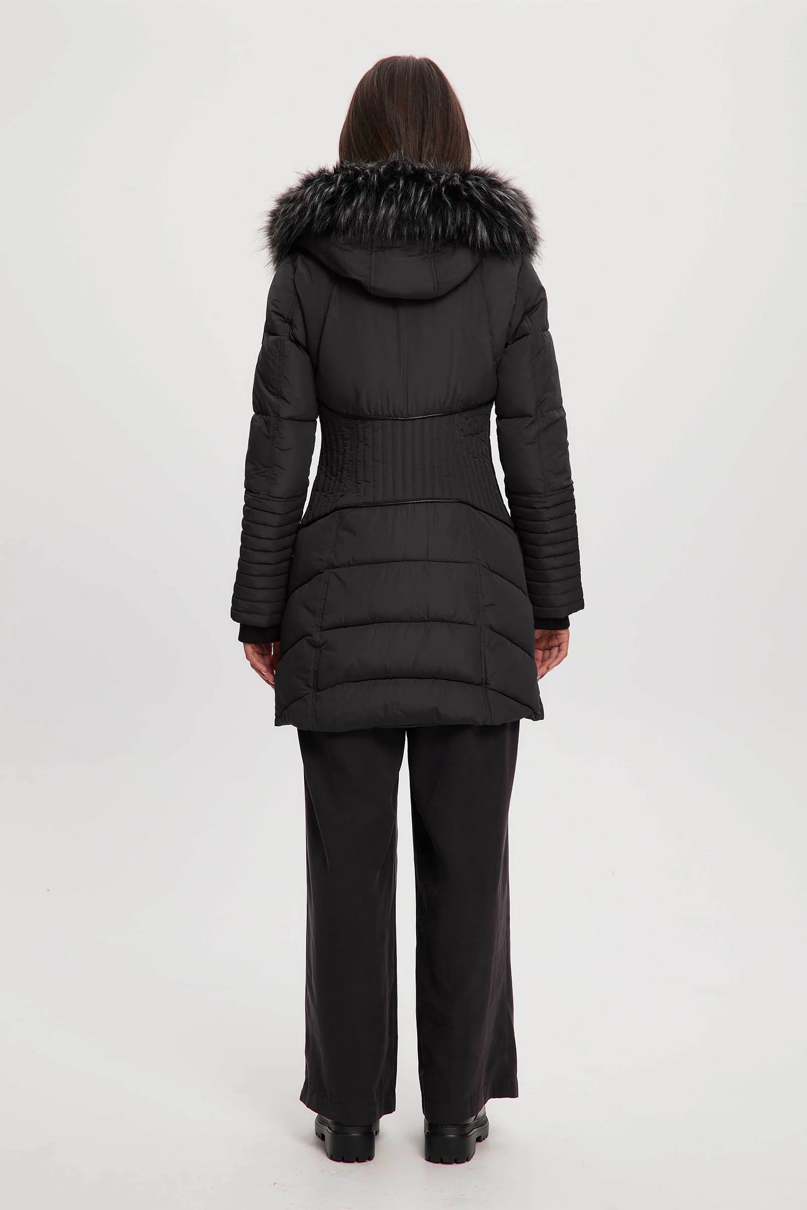 Gigi - Image 18