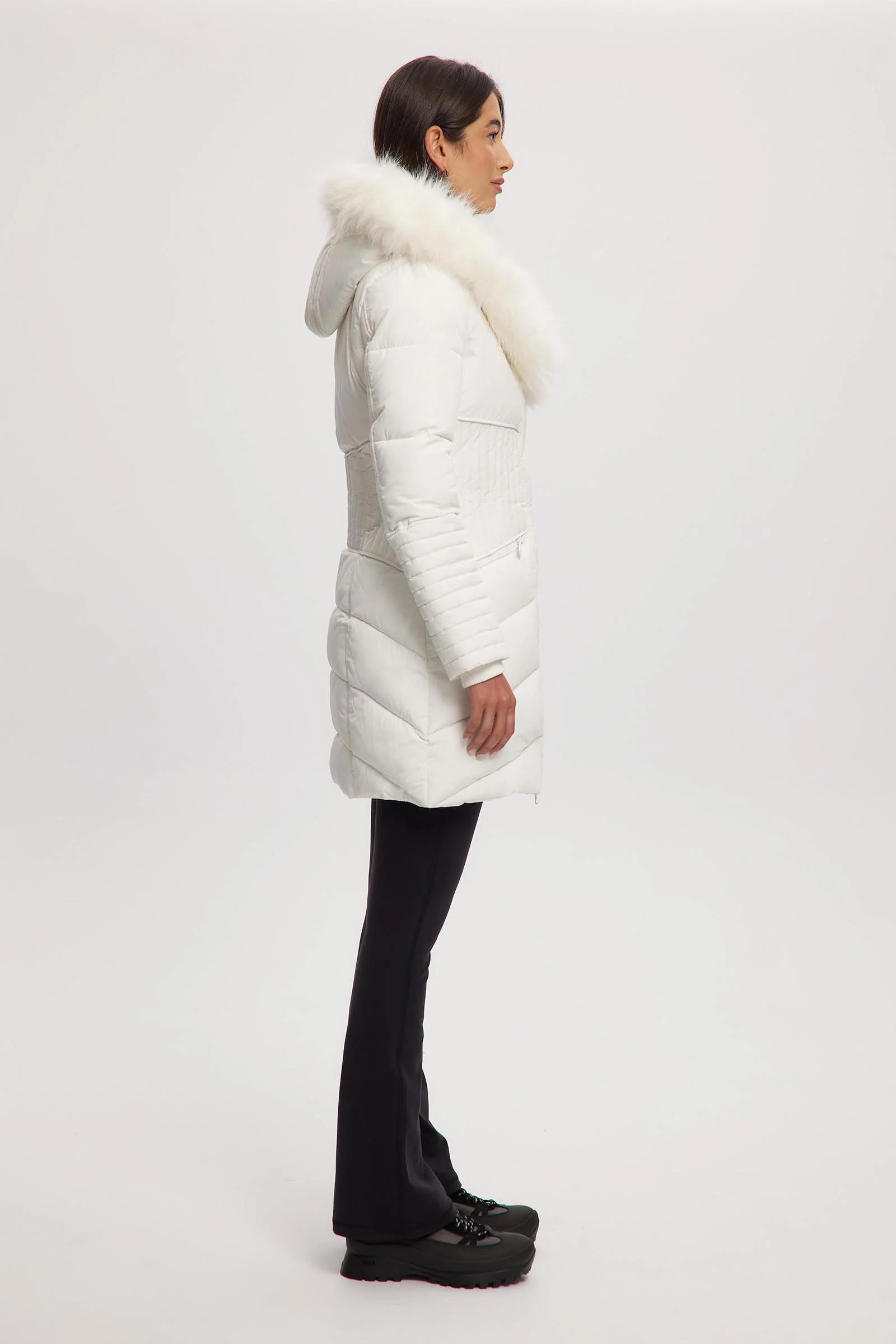 Gigi - Image 22