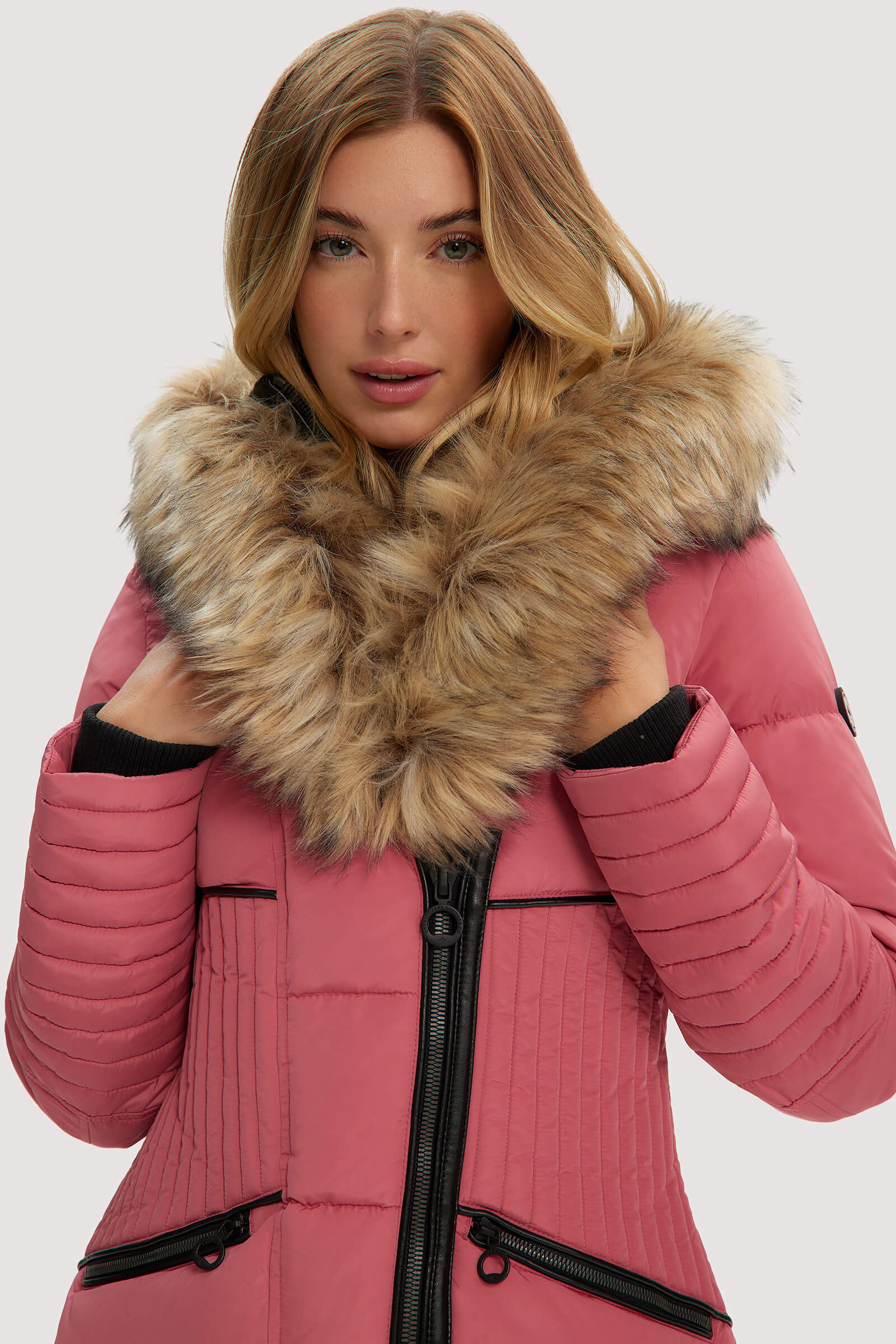 Gigi - Image 26