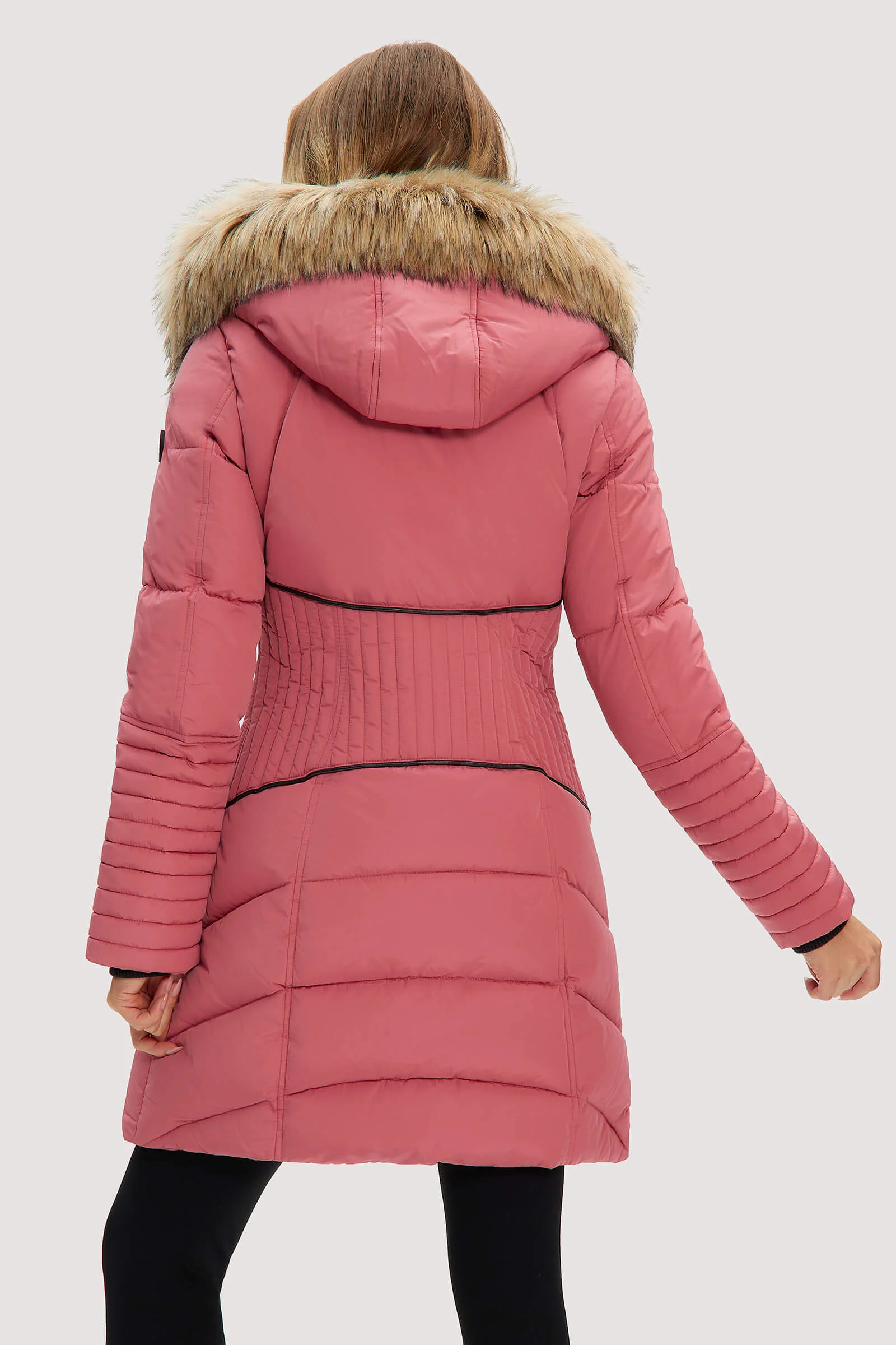 Gigi - Image 28
