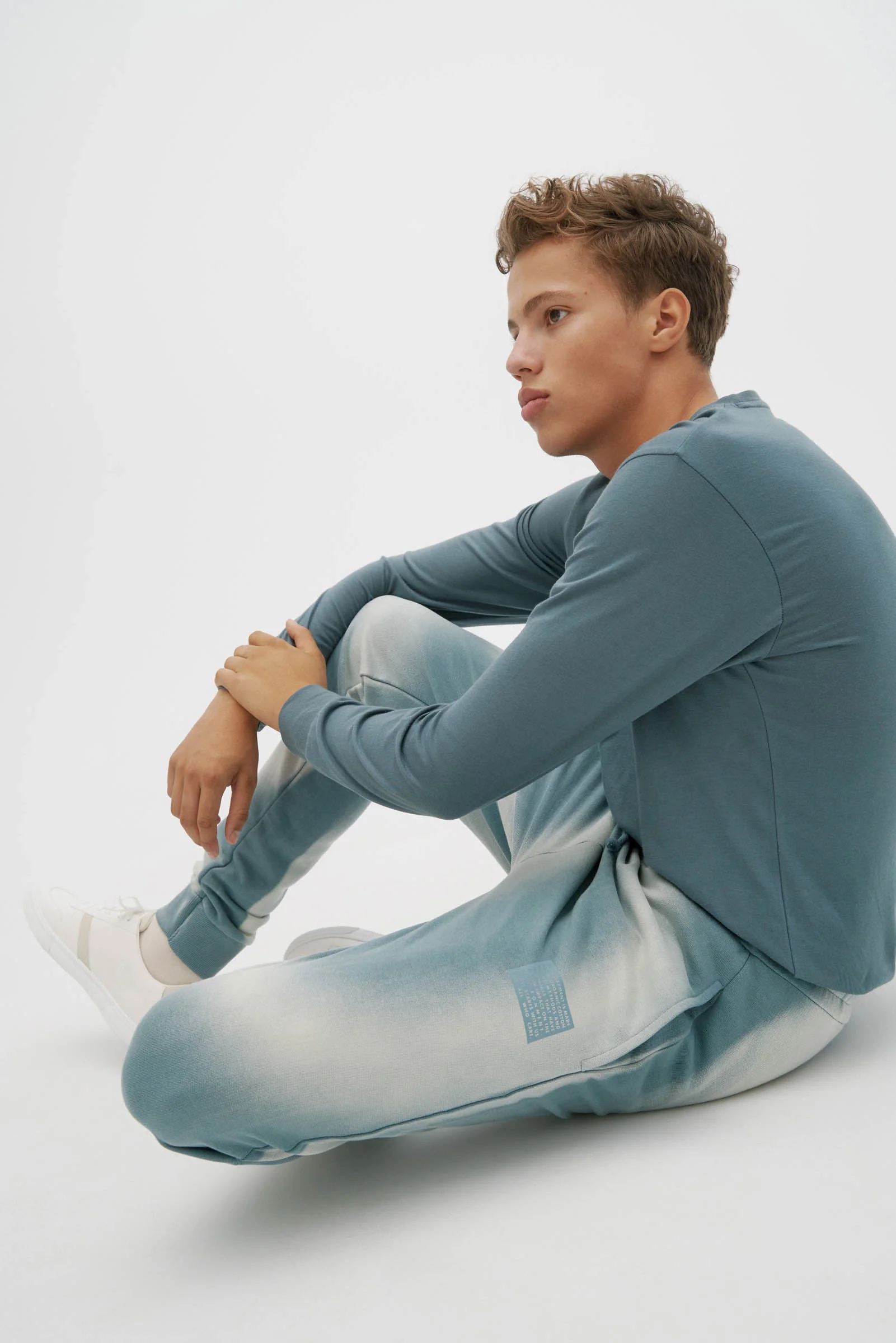 Curtis-02 - Image 11