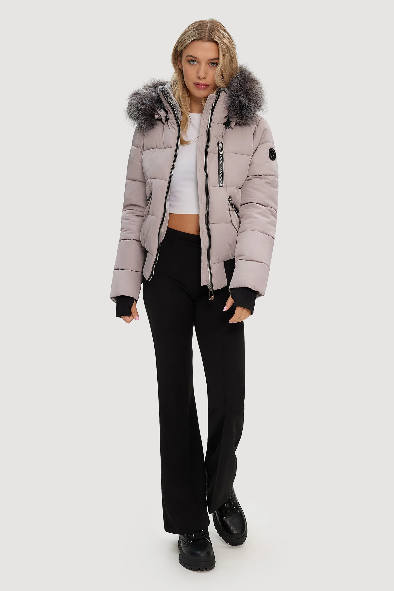 Vic - Image 13