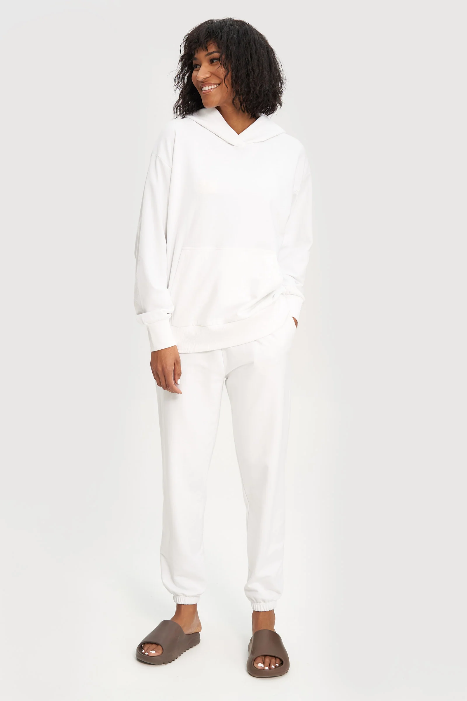 Reign-03 - Image 12