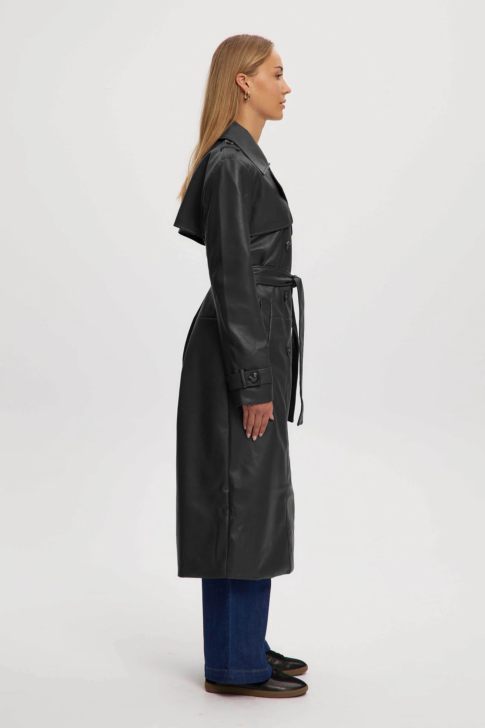 Albina - Image 18