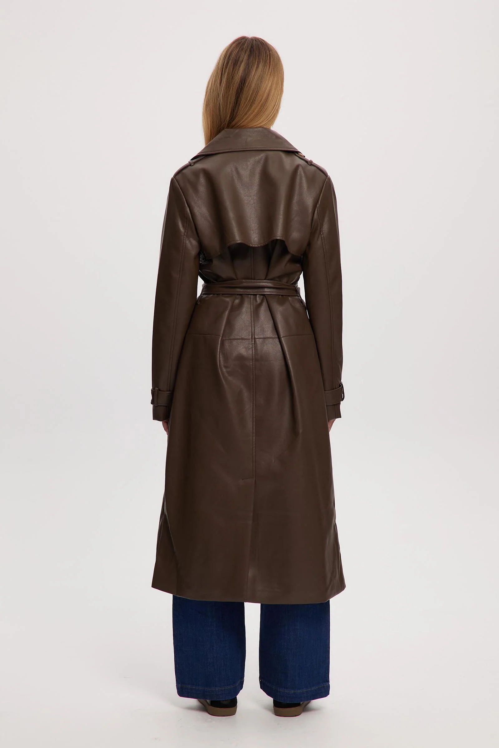Albina - Image 4