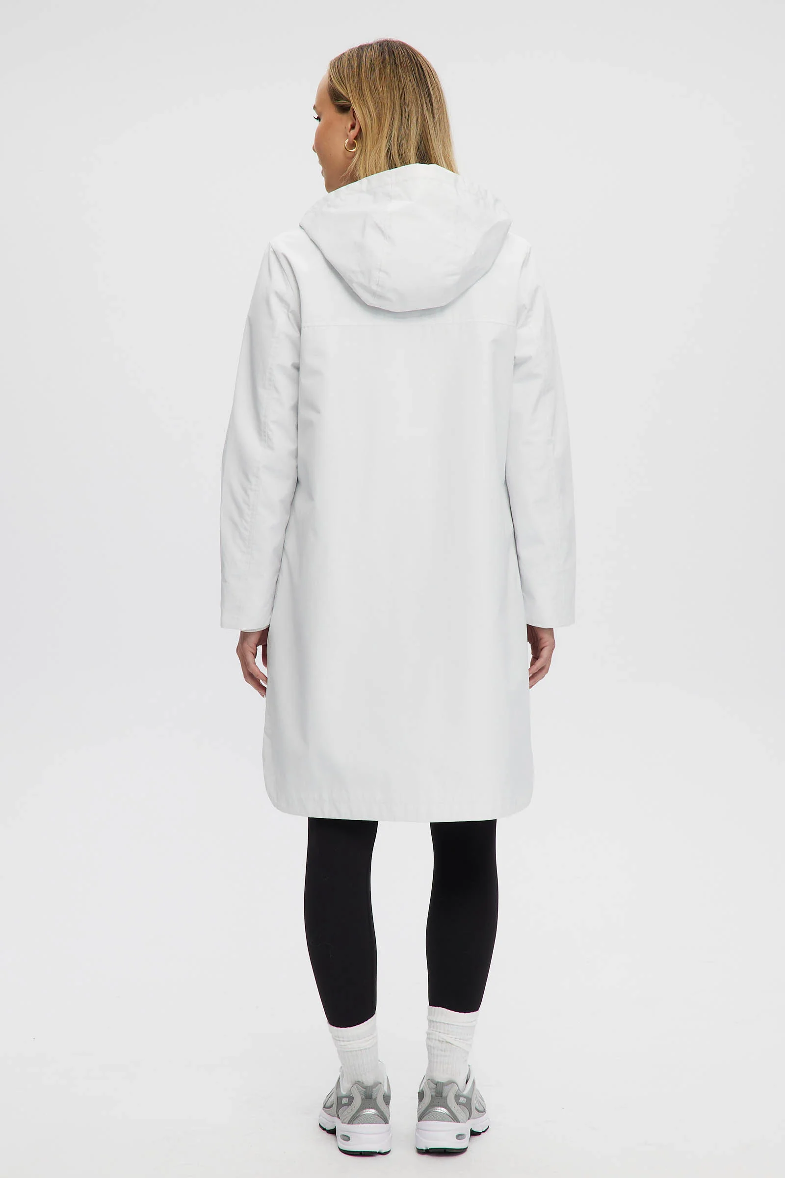 Jana - Image 11
