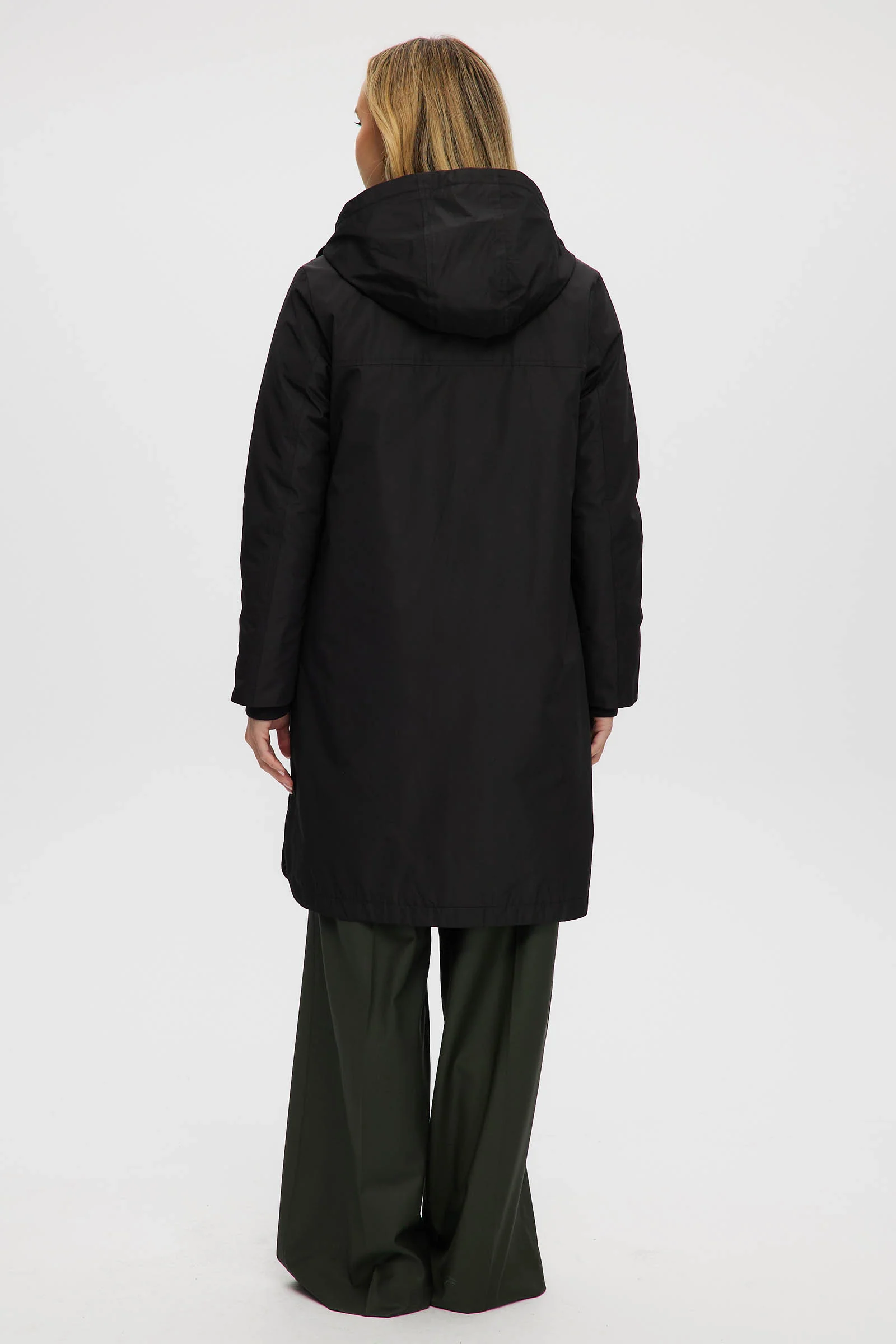 Jana - Image 7